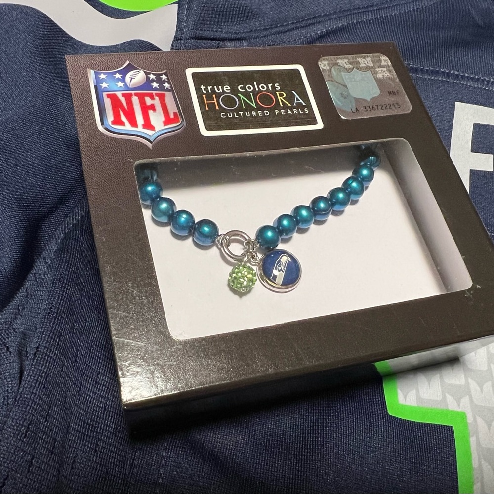 Seahawks Bundle - 💙💚💗 - Picture 4 of 4
